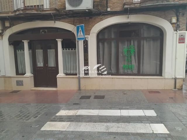 Kommersiell til leie i Lucena - € 900 (Ref: 9963852)