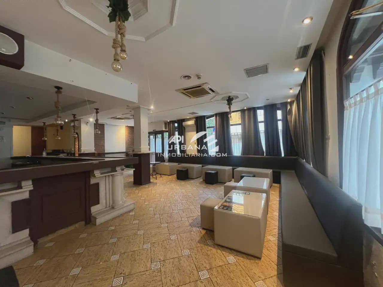 Commercial for rent in Lucena - € 900 (Ref: 9963852)