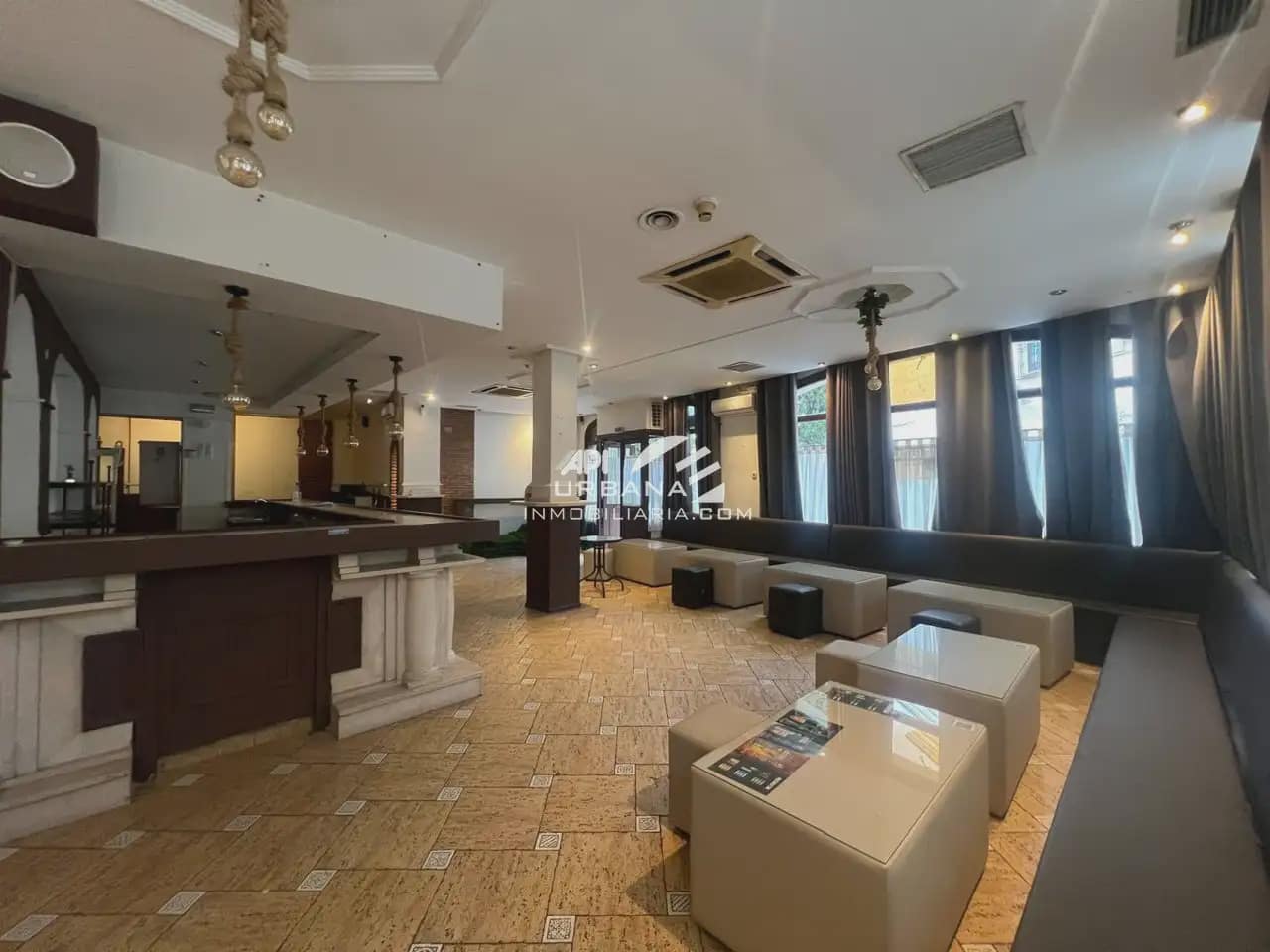Commercial for rent in Lucena - € 900 (Ref: 9963852)