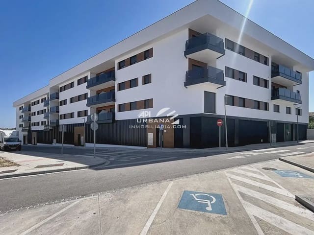 3 chambre Appartement à vendre à Lucena avec piscine garage - 175 000 € (Ref: 9963854)