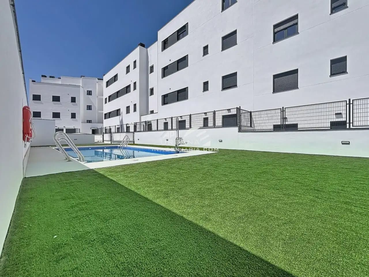 3 soverom Leilighet til salgs i Lucena med svømmebasseng garasje - € 175 000 (Ref: 9963854)