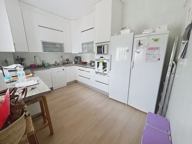 4 bedroom Villa for sale in Lucena with pool - € 285,000 (Ref: 9963869)