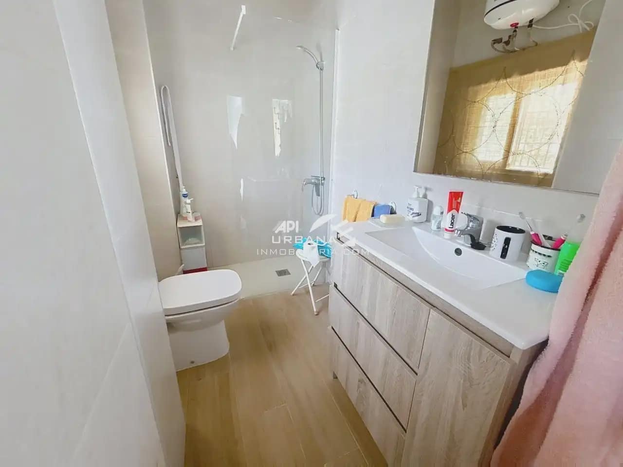 4 bedroom Villa for sale in Lucena with pool - € 285,000 (Ref: 9963869)