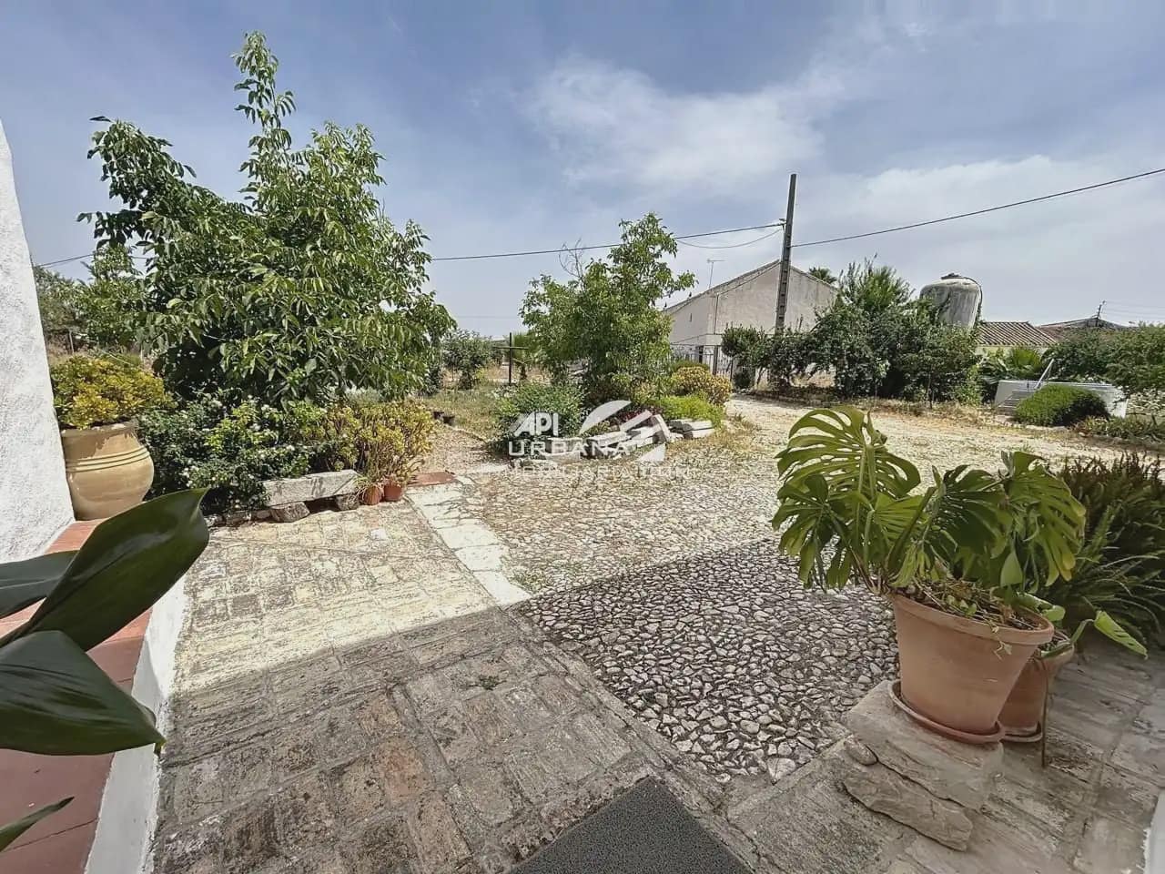 4 bedroom Villa for sale in Lucena with pool - € 285,000 (Ref: 9963869)