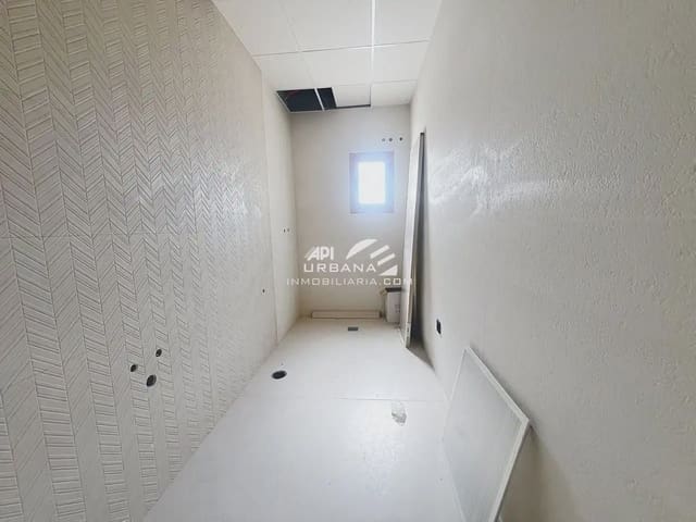 Kontor til salg i Lucena - € 210.000 (Ref: 9963870)
