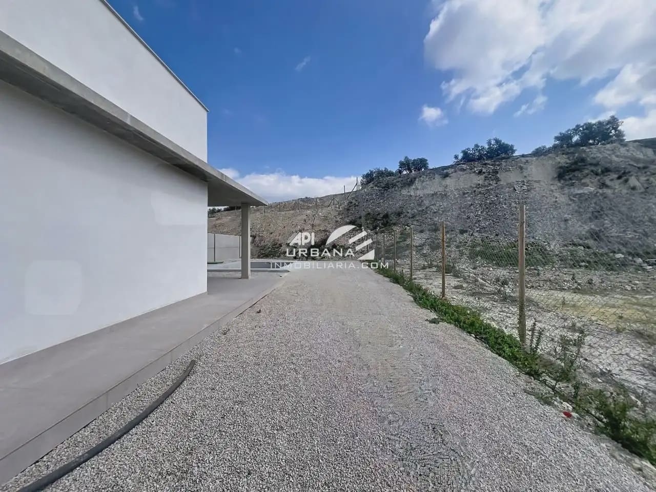 Kontor til salgs i Lucena - € 210 000 (Ref: 9963870)