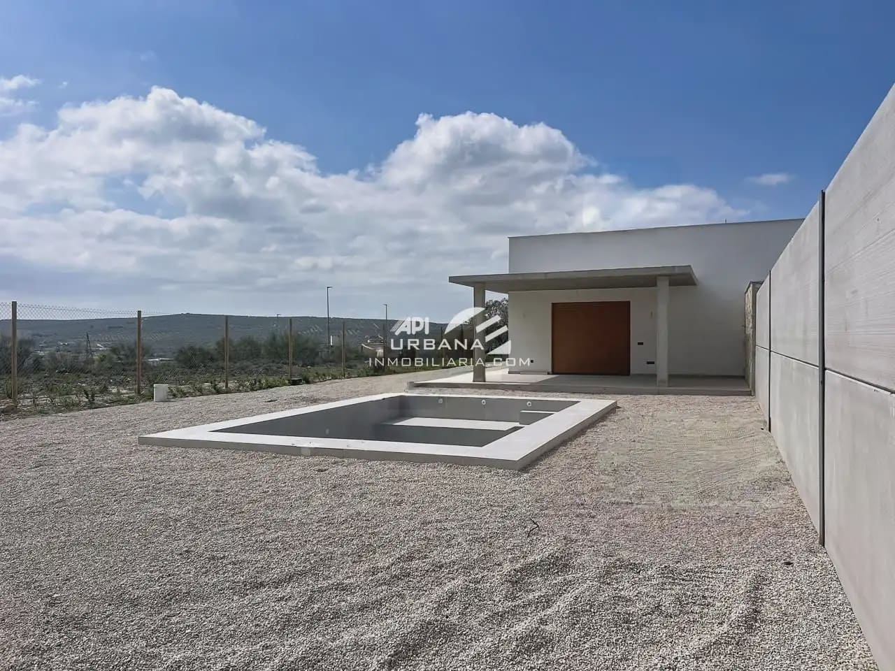 Kontor til salgs i Lucena - € 210 000 (Ref: 9963870)