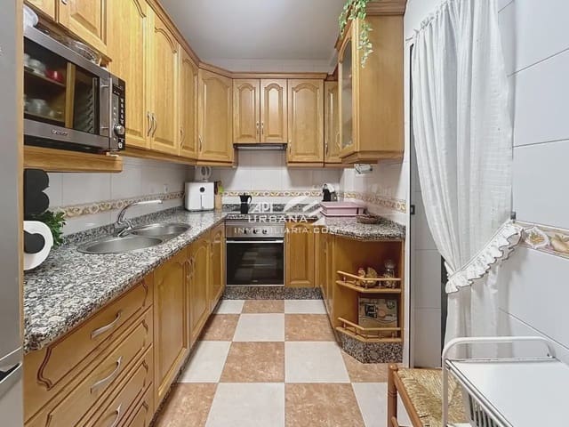 4 camera da letto Appartamento in vendita in Lucena - 115.000 € (Rif: 9963874)
