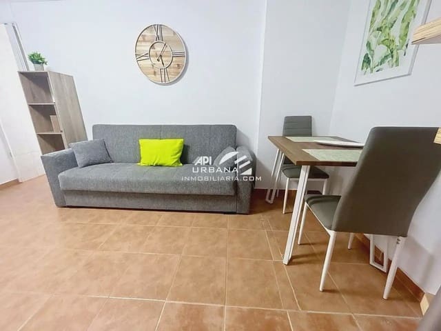 Casa de 1 habitación en Lucena en venta - 58.000 € (Ref: 9963875)