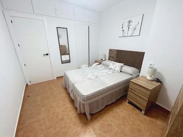 Casa de 1 habitación en Lucena en venta - 58.000 € (Ref: 9963875)