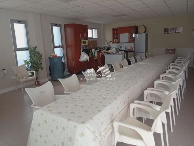 Commercieel te koop in Lucena - € 39.000 (Ref: 9963879)