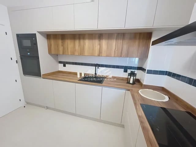 3 soveværelse Lejlighed til salg i Lucena med garage - € 129.900 (Ref: 9963884)