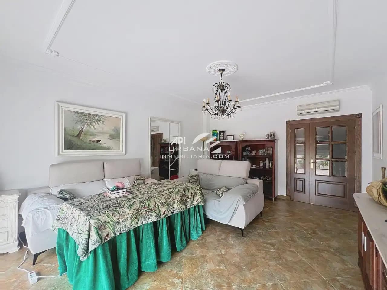 4 Zimmer Villa zu verkaufen in Lucena mit Pool - 470.000 € (Ref: 9963888)