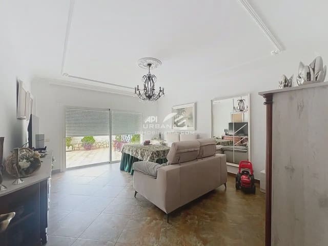 4 Zimmer Villa zu verkaufen in Lucena mit Pool - 470.000 € (Ref: 9963888)