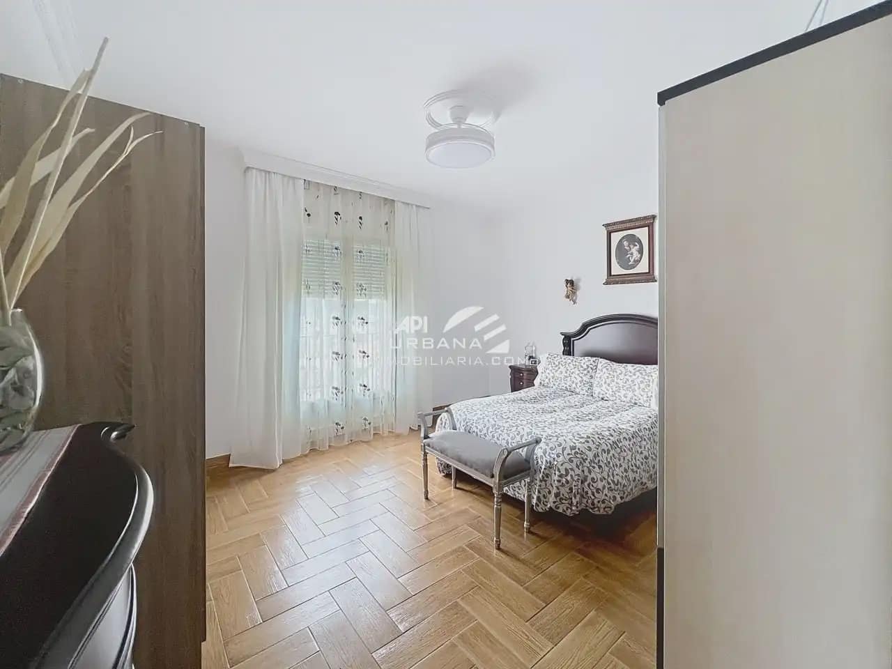 4 Zimmer Villa zu verkaufen in Lucena mit Pool - 470.000 € (Ref: 9963888)