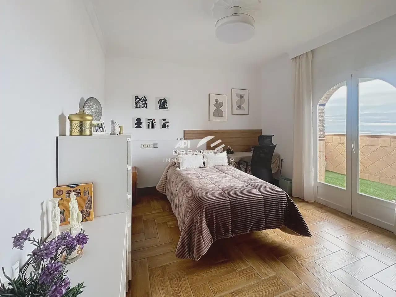 4 Zimmer Villa zu verkaufen in Lucena mit Pool - 470.000 € (Ref: 9963888)