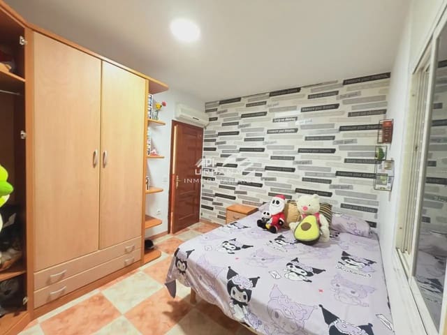4 soveværelse Lejlighed til salg i Lucena - € 119.000 (Ref: 9963890)