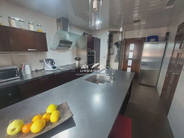 3 sypialnia Willa na sprzedaż w Lucena z basenem - 240 000 € (Ref: 9963891)