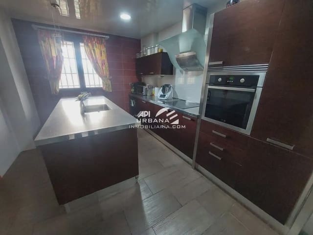 3 sypialnia Willa na sprzedaż w Lucena z basenem - 240 000 € (Ref: 9963891)