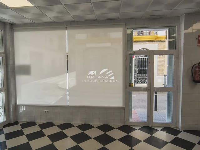 Commercieel te koop in Lucena - € 70.000 (Ref: 9963896)