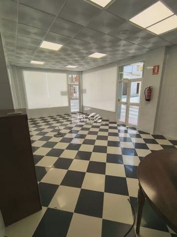 Commercieel te koop in Lucena - € 70.000 (Ref: 9963896)
