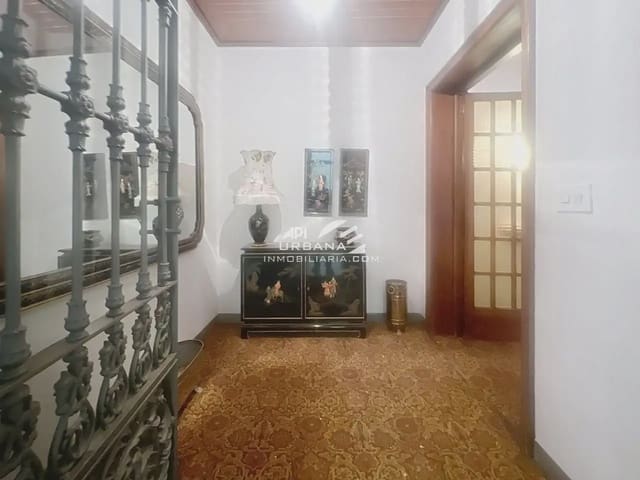 6 soveværelse Lejlighed til salg i Lucena - € 900.000 (Ref: 9963899)
