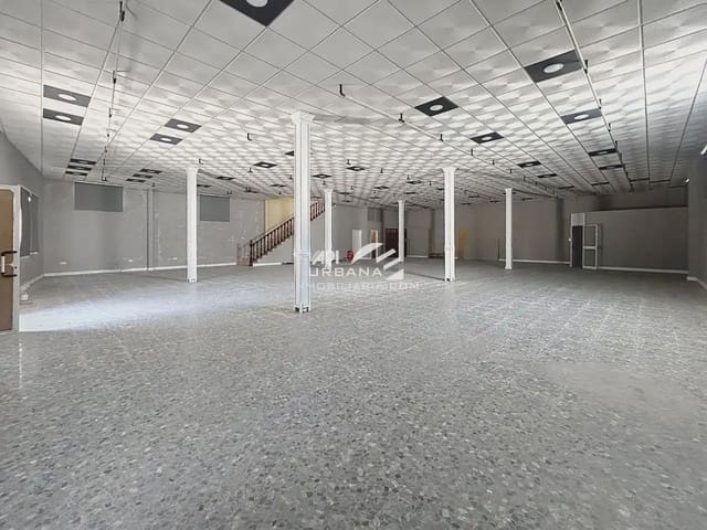 Kommersiell til leie i Lucena med garasje - € 1 300 (Ref: 9963901)