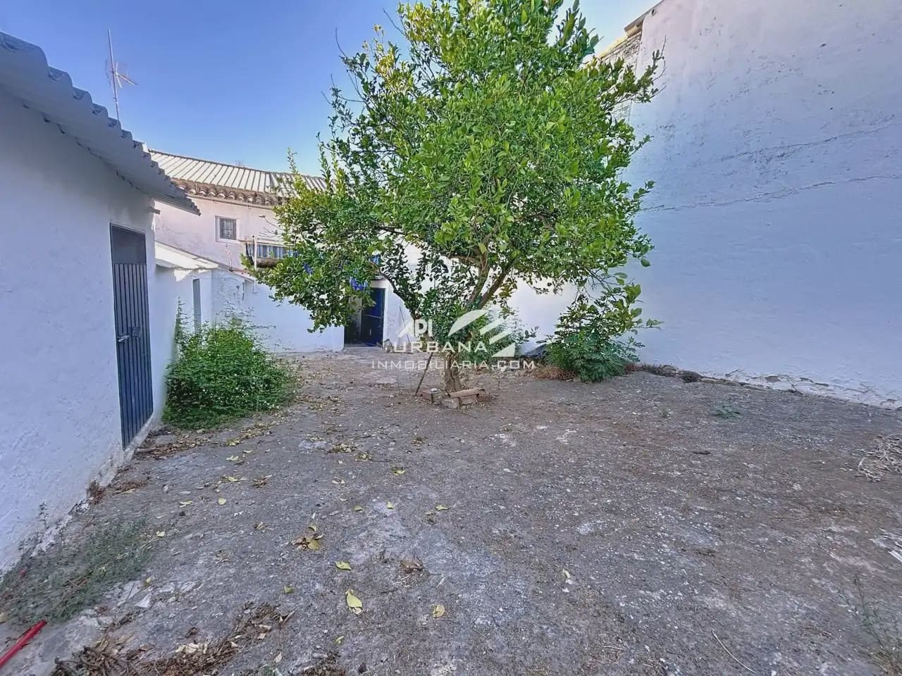 Ruïne te koop in Lucena - € 90.000 (Ref: 9963905)