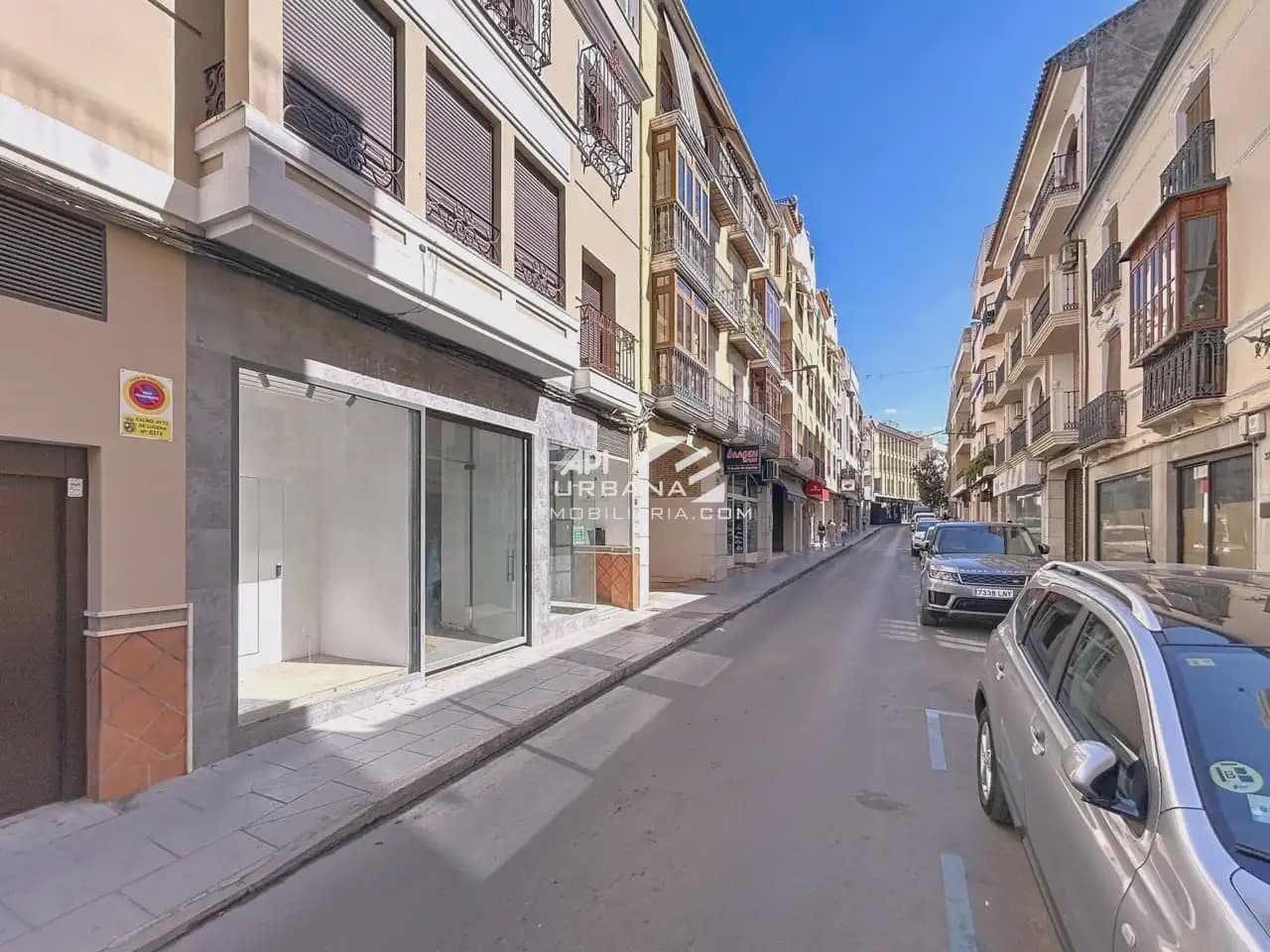 Commercieel te huur in Lucena - € 1.300 (Ref: 9963907)