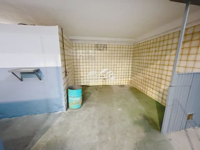 Kaupallinen vuokrattavana paikassa Lucena - 1 300 € (Ref: 9963909)