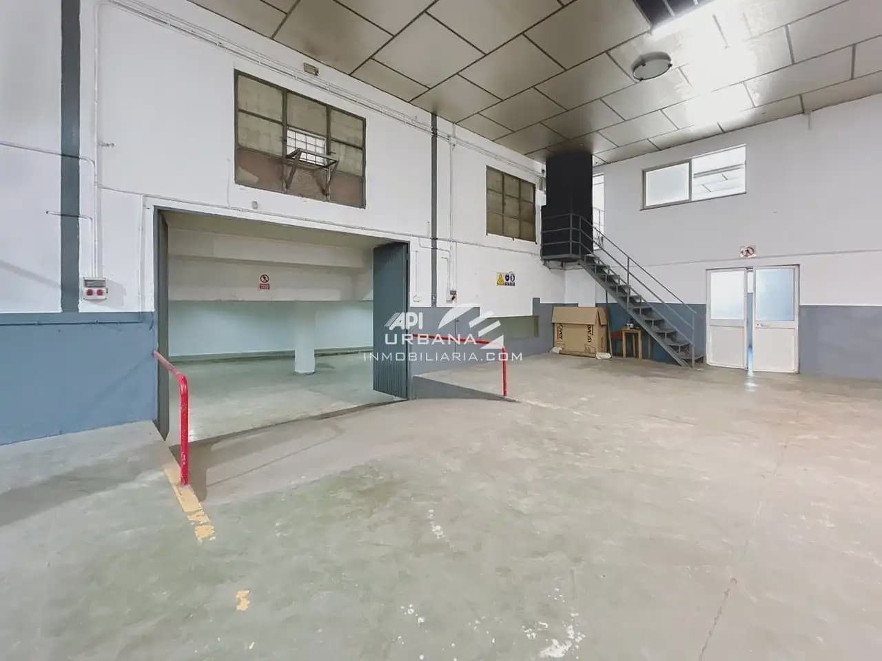 Kaupallinen vuokrattavana paikassa Lucena - 1 300 € (Ref: 9963909)