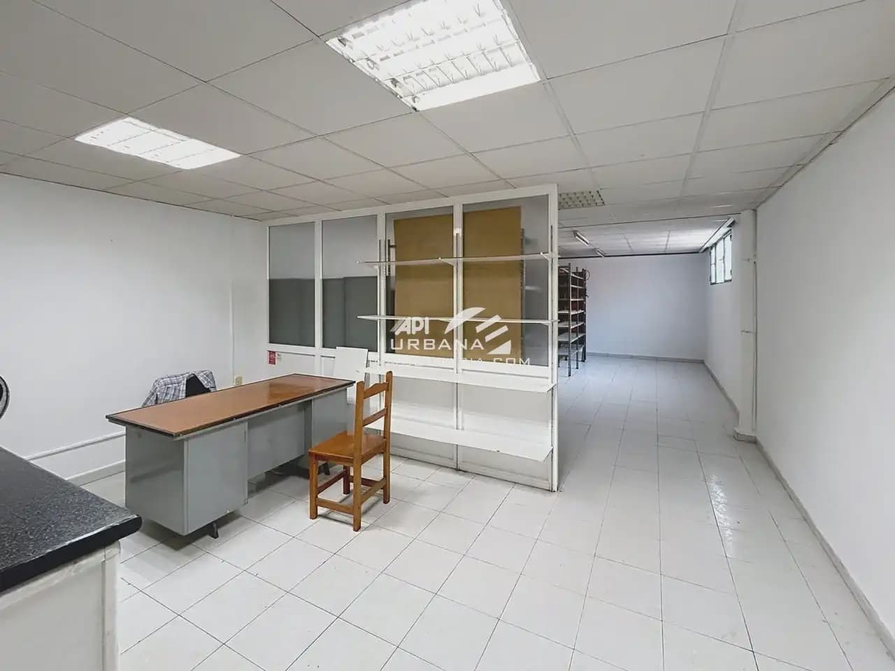 Kaupallinen vuokrattavana paikassa Lucena - 1 300 € (Ref: 9963909)