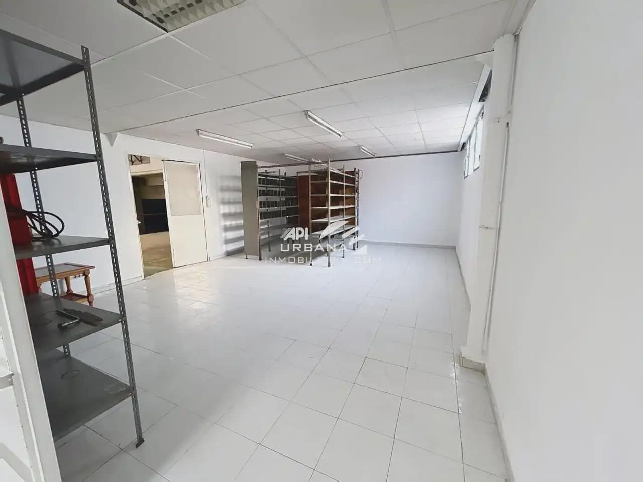 Kaupallinen vuokrattavana paikassa Lucena - 1 300 € (Ref: 9963909)
