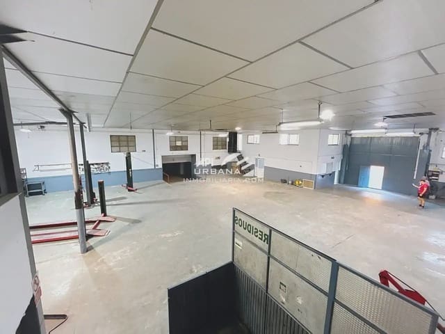 Kaupallinen vuokrattavana paikassa Lucena - 1 300 € (Ref: 9963909)