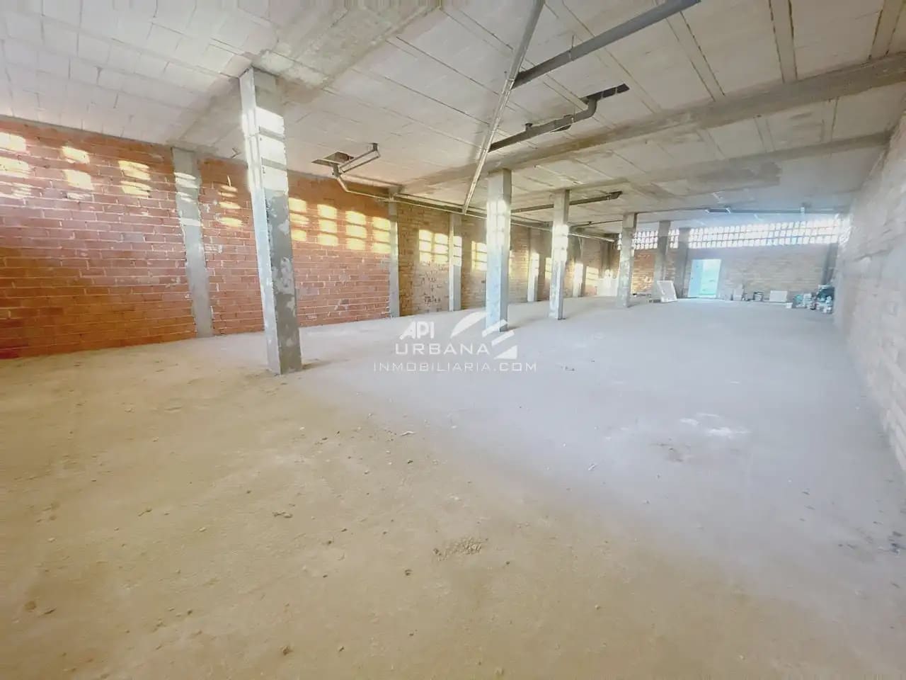 Erhverv til salg i Lucena - € 89.000 (Ref: 9963918)