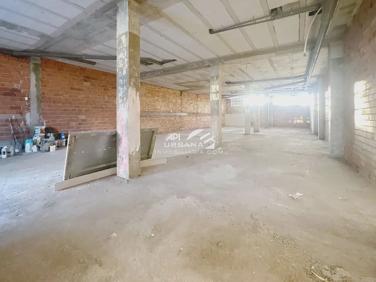 Erhverv til salg i Lucena - € 89.000 (Ref: 9963918)