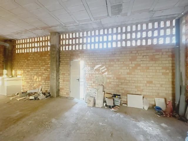 Local Commercial à vendre à Lucena - 89 000 € (Ref: 9963918)