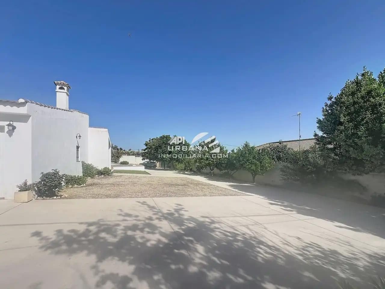 1 bedroom Villa for sale in Lucena with pool - € 190,000 (Ref: 9963919)