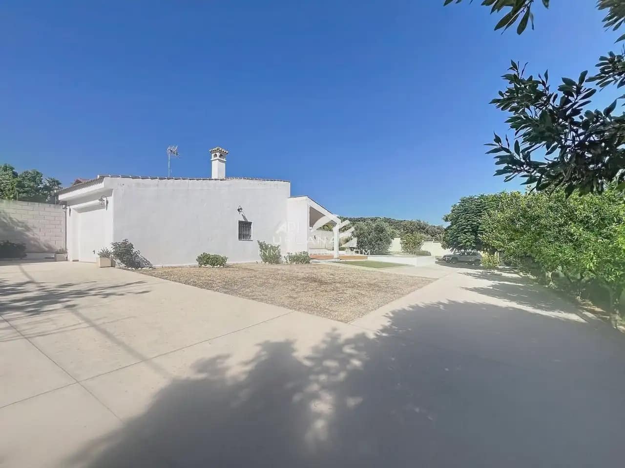1 bedroom Villa for sale in Lucena with pool - € 190,000 (Ref: 9963919)