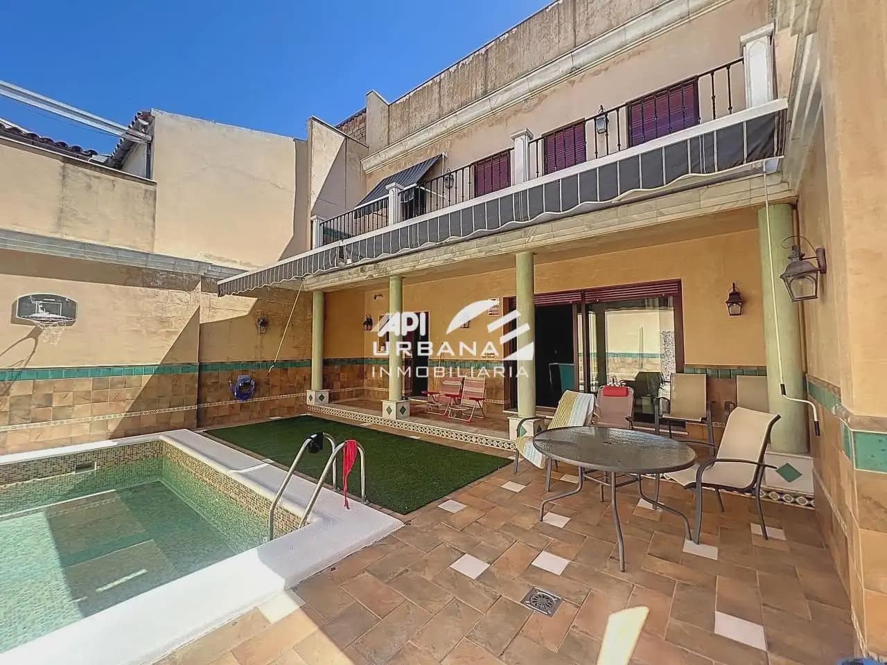 5 sovrum Hus till salu i Lucena med pool garage - 300 000 € (Ref: 9963921)
