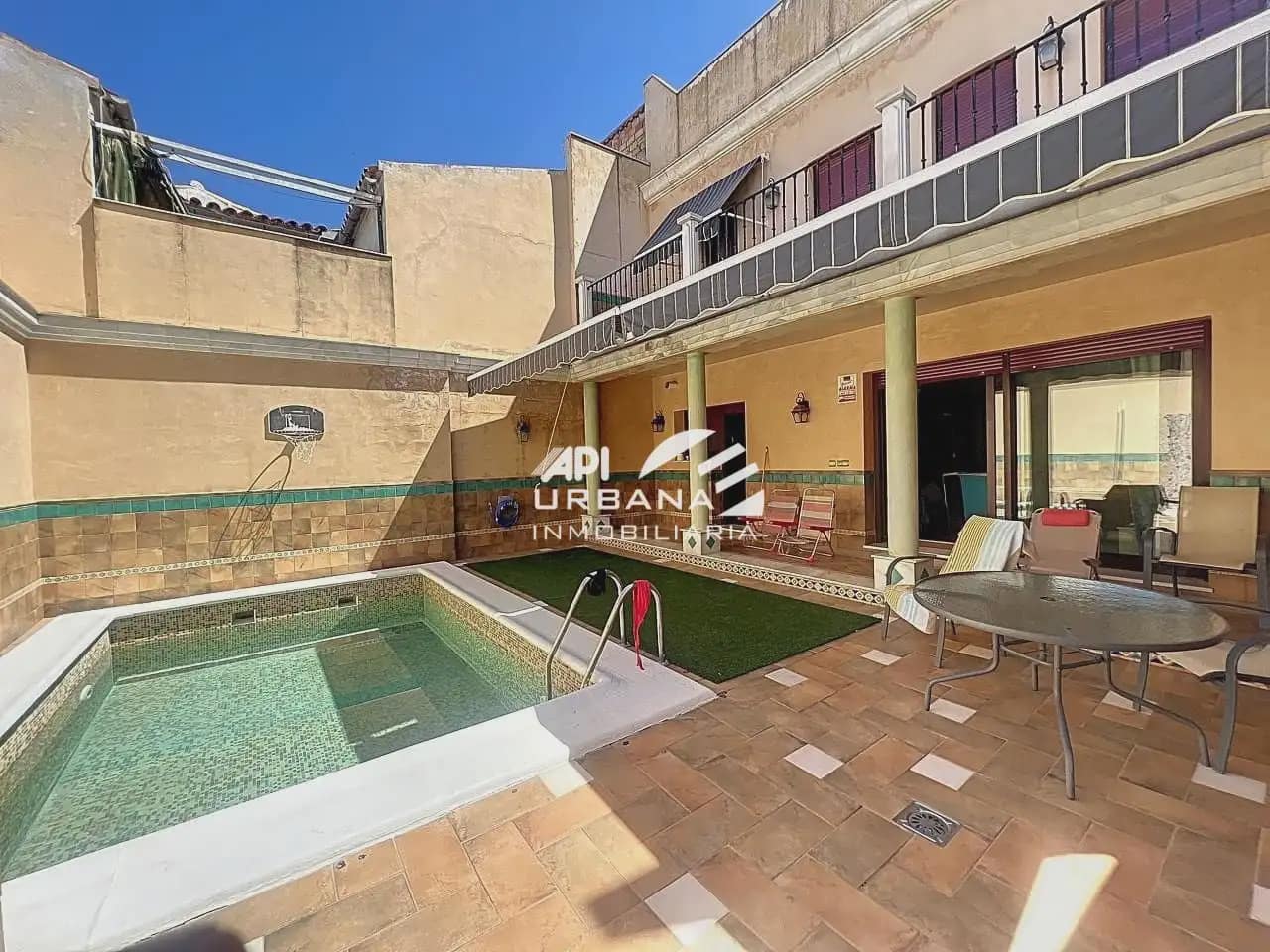 5 sovrum Hus till salu i Lucena med pool garage - 300 000 € (Ref: 9963921)