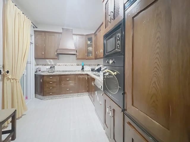 3 soveværelse Lejlighed til salg i Lucena med garage - € 138.000 (Ref: 9963922)