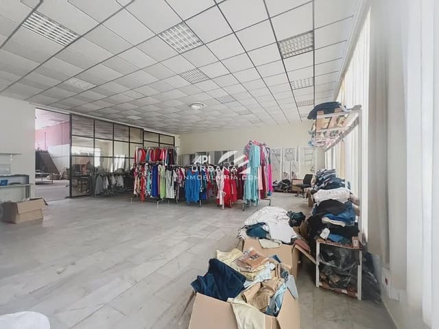 Kommersiell til leie i Lucena med garasje - € 1 300 (Ref: 9963923)