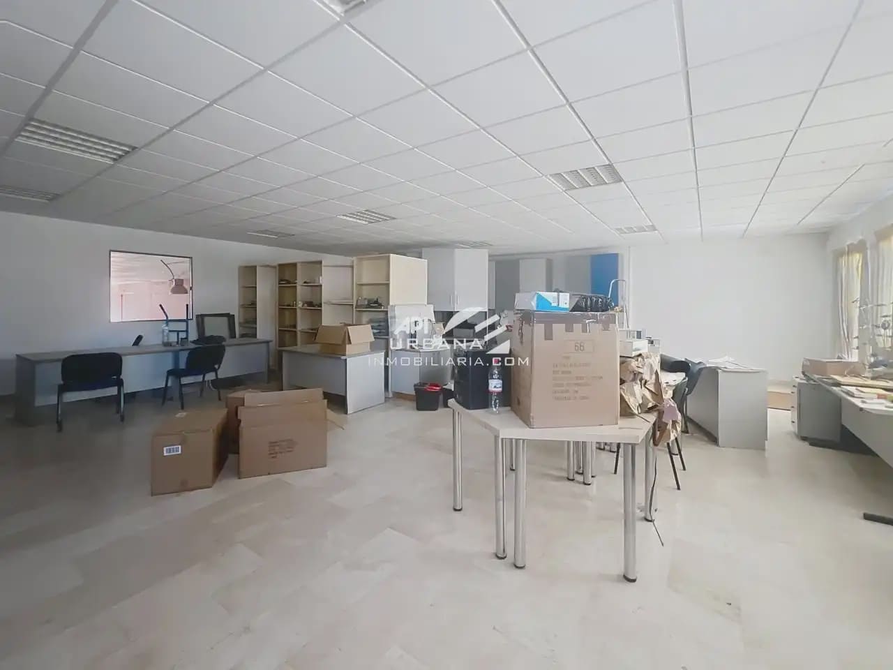 Gewerbe zu verkaufen in Lucena - 250.000 € (Ref: 9963924)