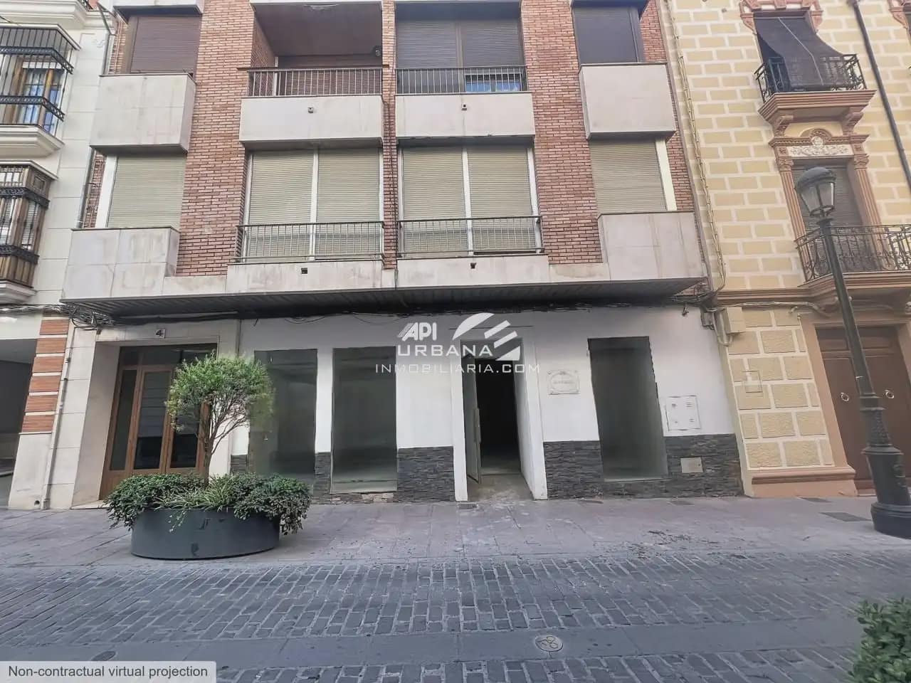 Local Comercial en Lucena en alquiler - 1.000 € (Ref: 9963929)