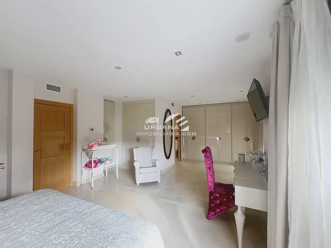 4 soveværelse Byhus til salg i Lucena med swimmingpool garage - € 390.000 (Ref: 9963934)