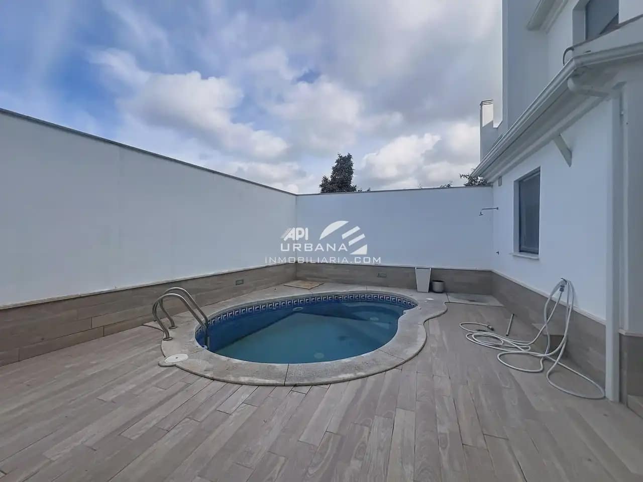 4 soveværelse Byhus til salg i Lucena med swimmingpool garage - € 390.000 (Ref: 9963934)
