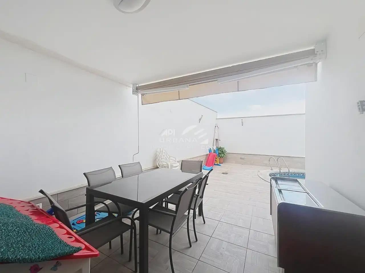4 soveværelse Byhus til salg i Lucena med swimmingpool garage - € 390.000 (Ref: 9963934)