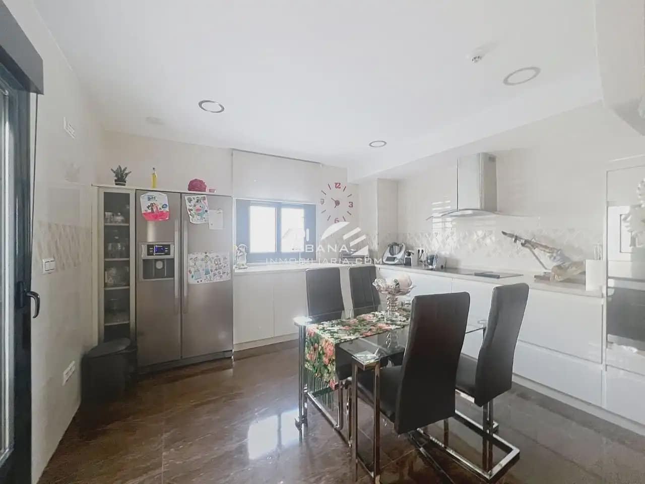 4 soveværelse Byhus til salg i Lucena med swimmingpool garage - € 390.000 (Ref: 9963934)