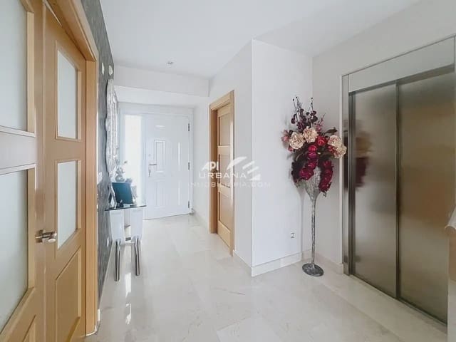 4 soveværelse Byhus til salg i Lucena med swimmingpool garage - € 390.000 (Ref: 9963934)